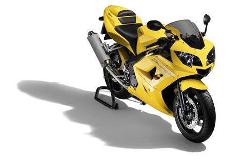 Triumph Daytona 600 specs